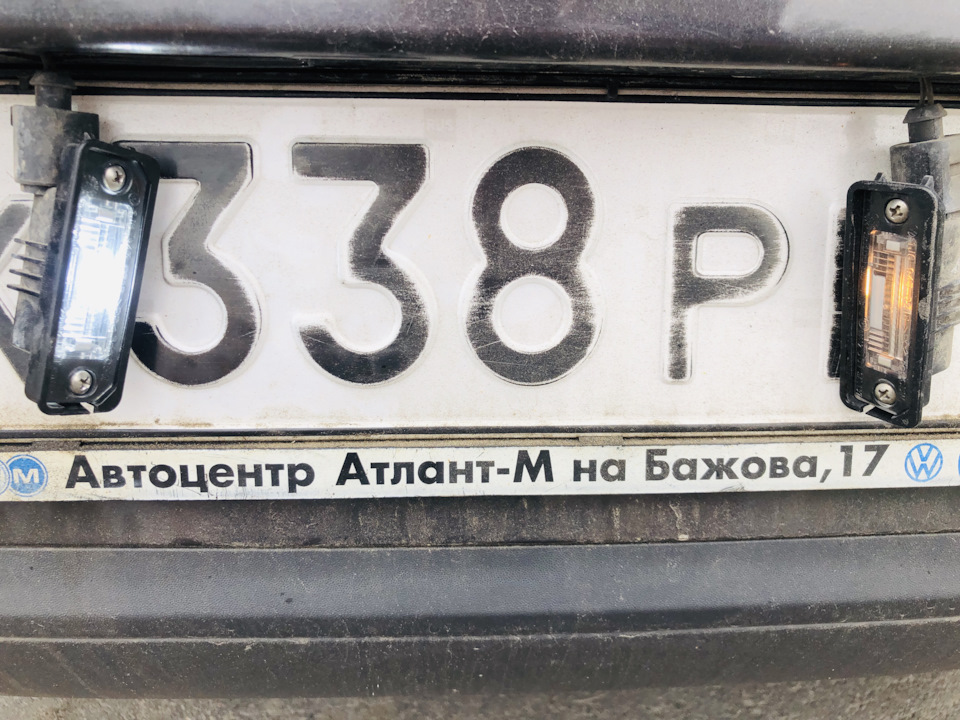 Подсветка гос номера — Volkswagen Passat B6, 2 л, 2006 года | тюнинг ...