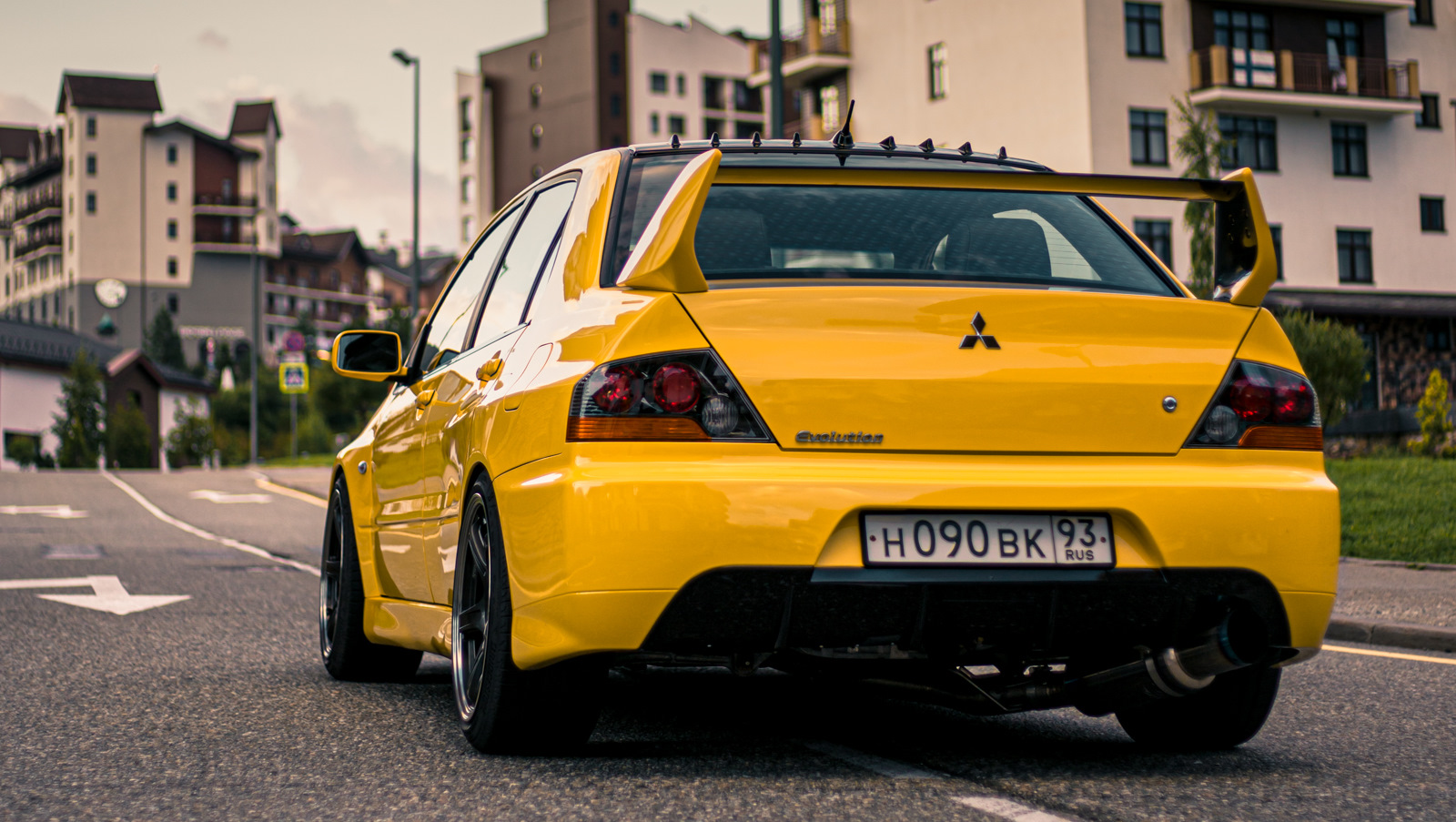 Продажа Mitsubishi Lancer Evolution VIII 2005 (бензин, МКПП) — с историей  обслуживания — DRIVE2.RU