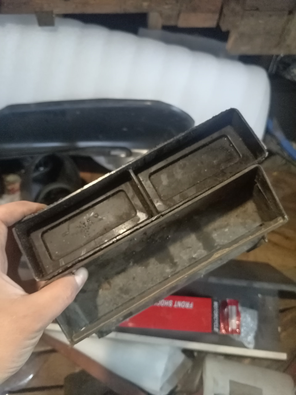 Сравнение родного воздуховода (сверху) и от высокой панели — Lada 2120 Надежда