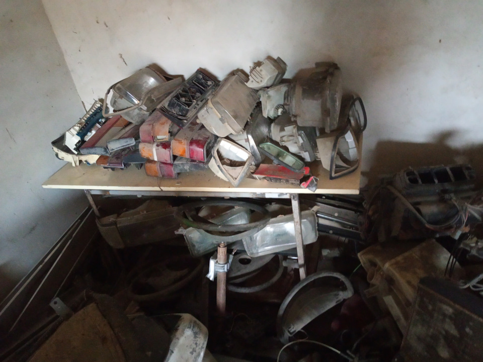 Закончились дожди, мойка машины, полировка салонного пластика, и в ...