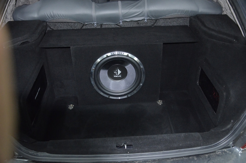 Установка усилителей и сабвуфера в багажник Hyundai Accent — Установка ...