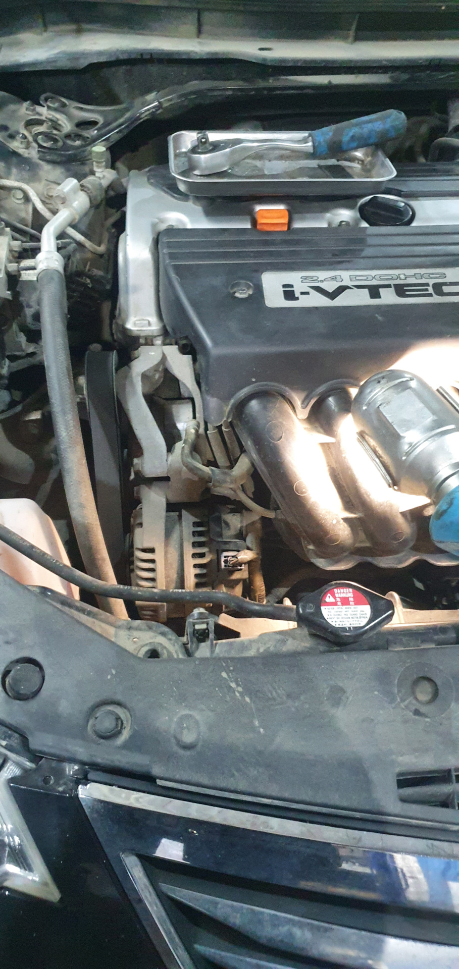 Замена свечей, почистил клапан вентиляции картерных газов PCV ...