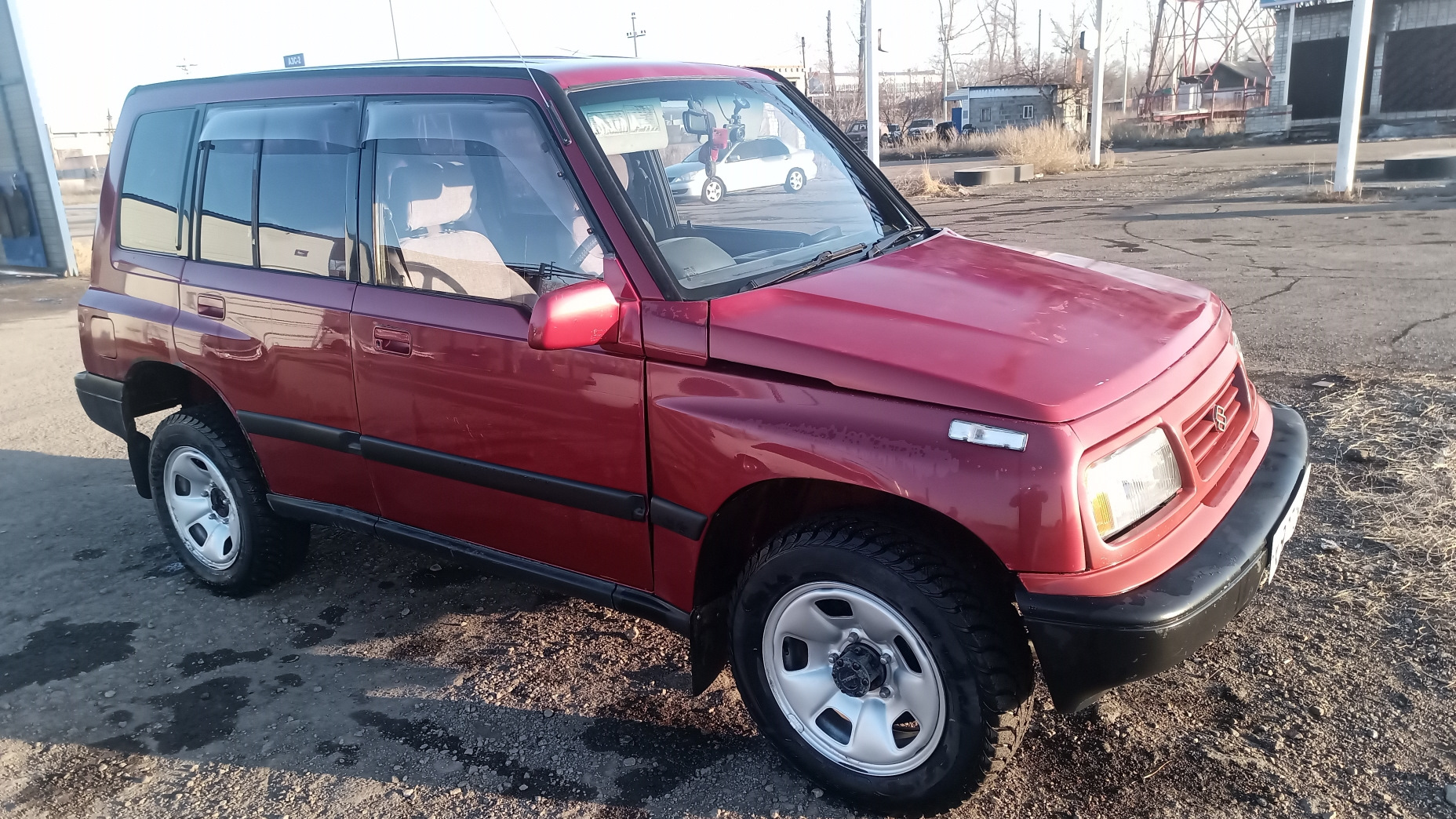 Suzuki Escudo (1G) 1.6 бензиновый 1992 | Красный квадратОлеговича на DRIVE2