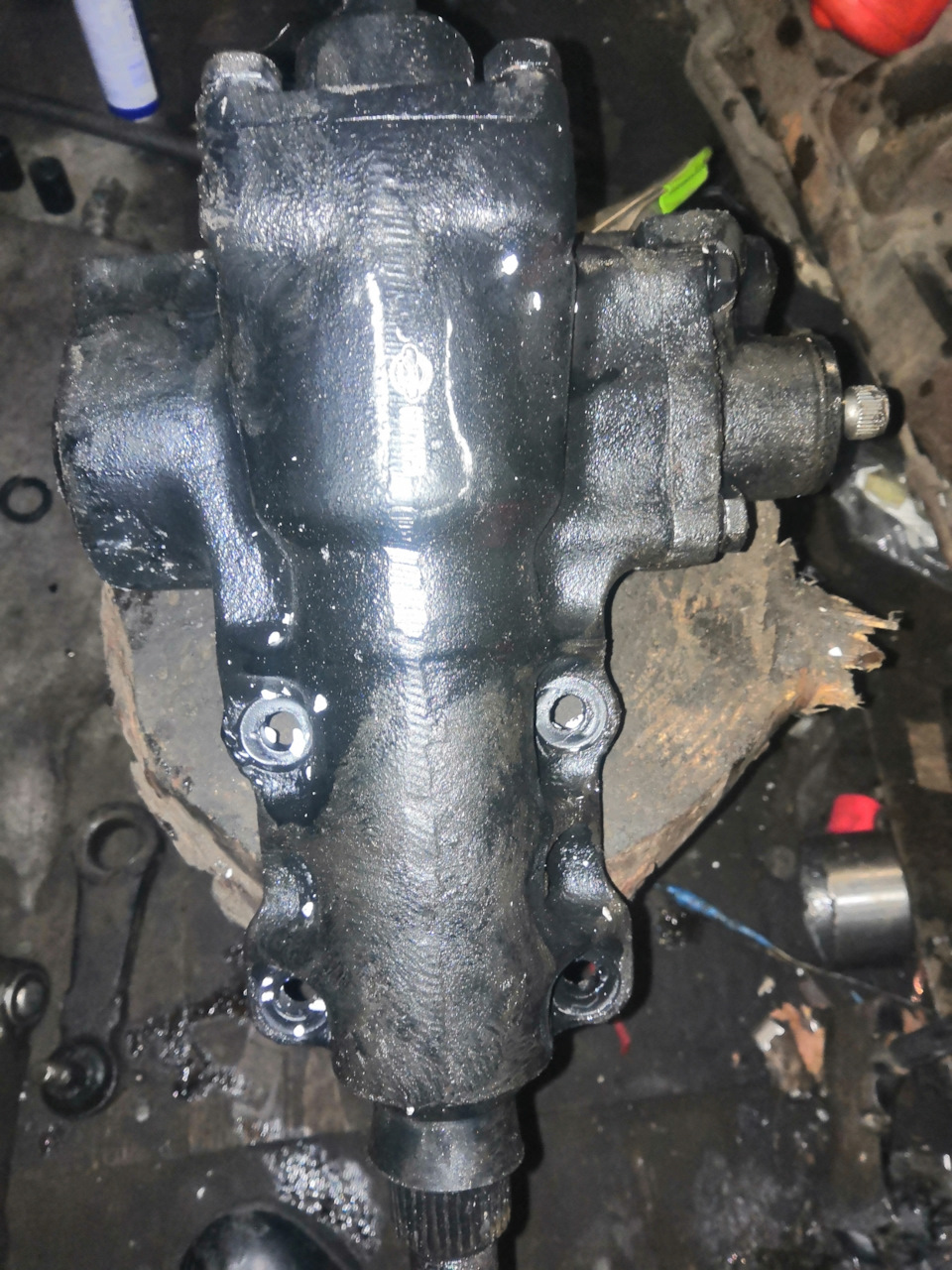 Рулевой редуктор митсубиси паджеро. Рулевой редуктор паджеро 2. Рулевой редуктор митсубиси паджеро. Рулевой редуктор на паджеро 4д56. Рулевой редуктор паджеро 2.