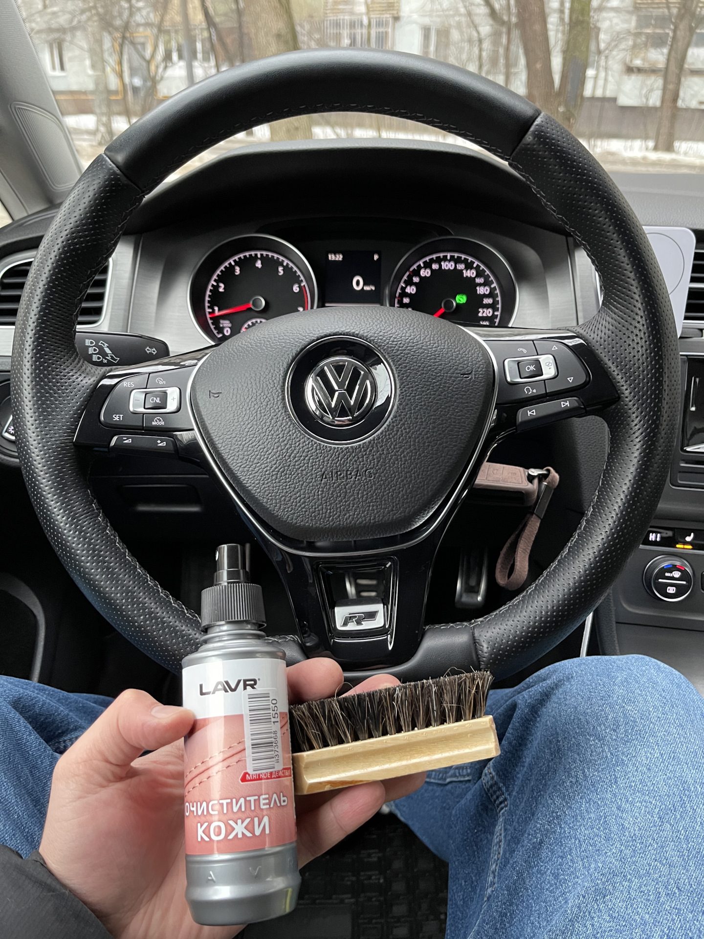 Лавр очиститель кожи — Volkswagen Golf Mk7, 1,4 л, 2013 года ...