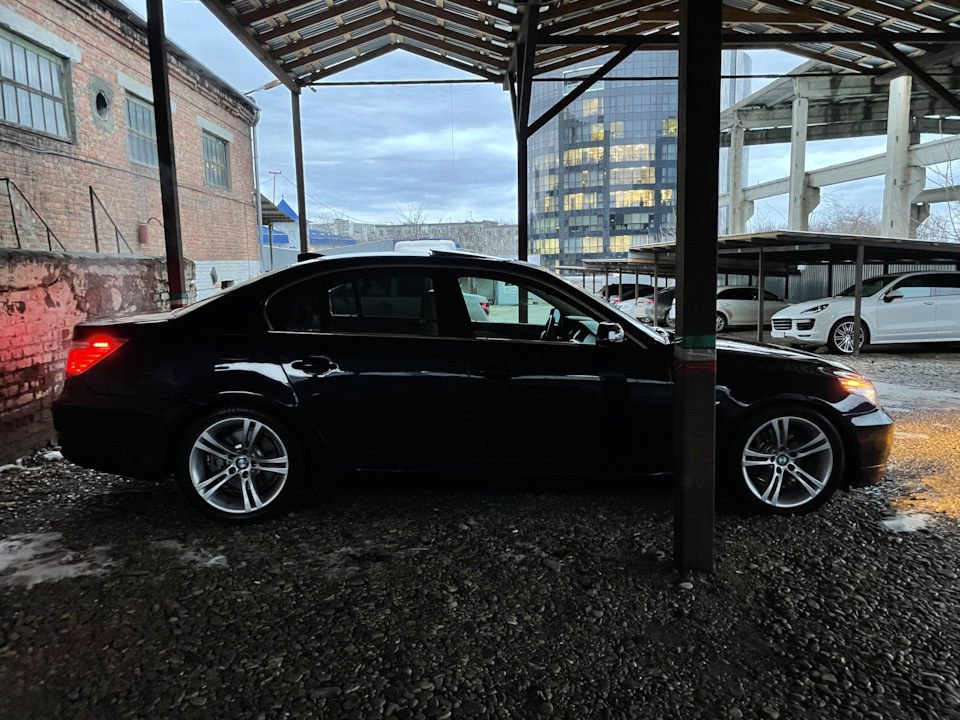 Фото в бортжурнале BMW 5 series (E60)