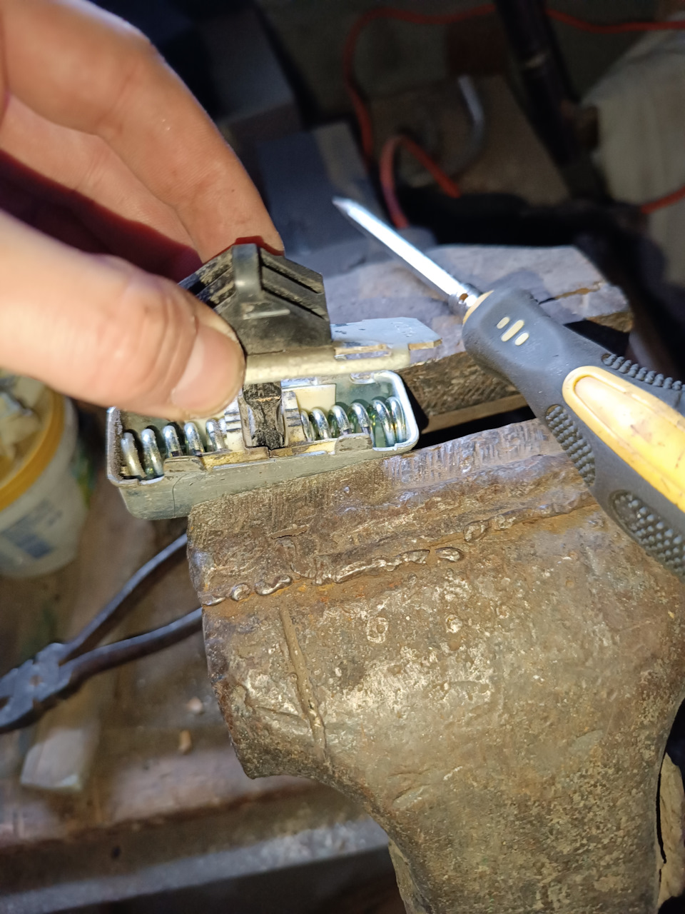 Ремкомплект ограничителей двери — Mazda 6 (3G) GJ, 2 л, 2013 года ...