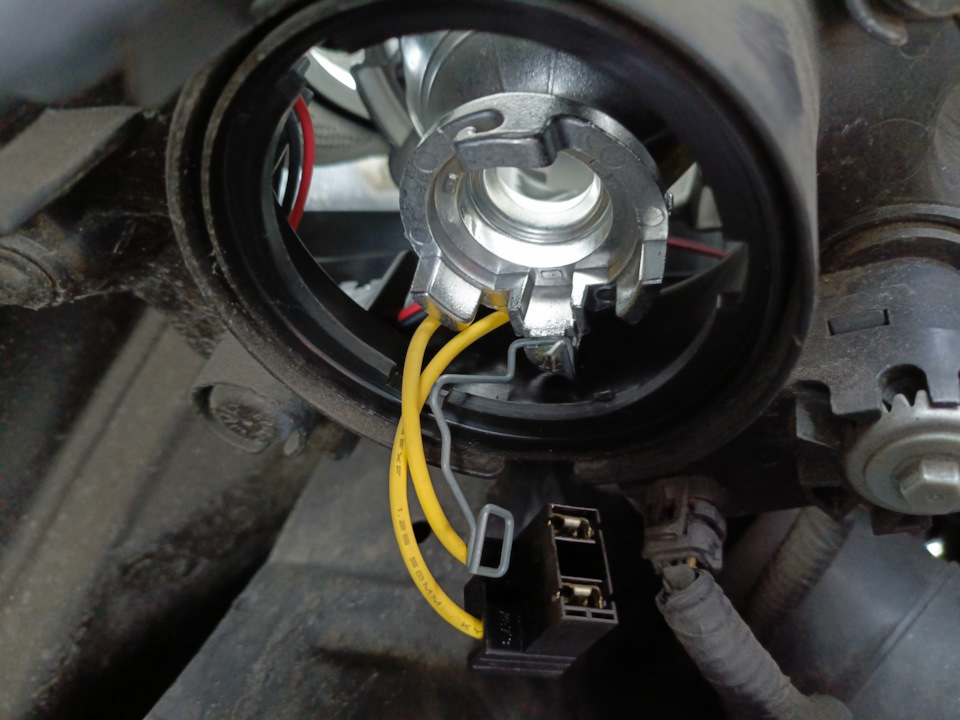 Osram H7 ALLSEASON — Hyundai ix35, 2 л, 2010 года | расходники | DRIVE2