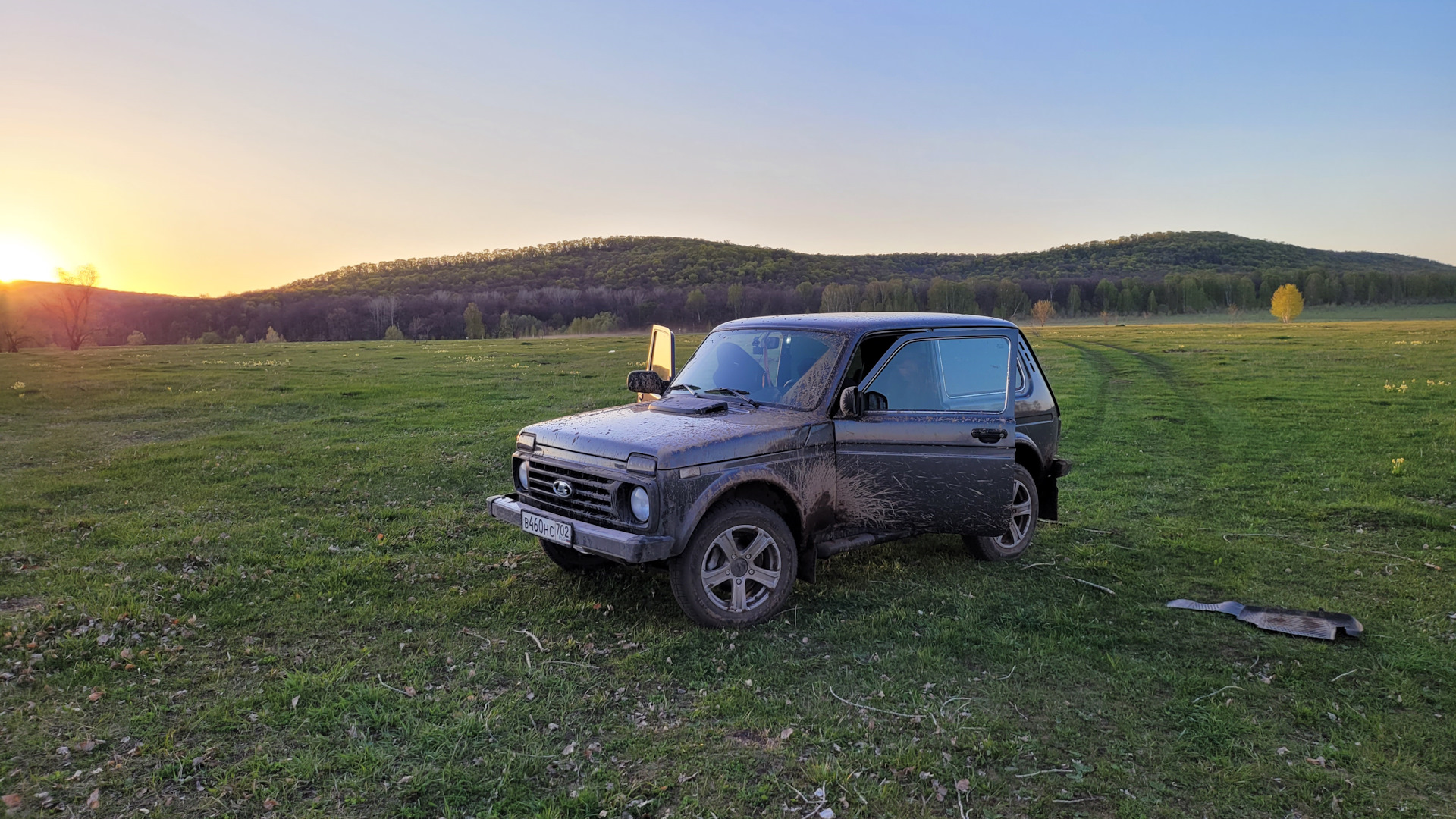 Lada 4x4 3D 1.7 бензиновый 2017 | БорNeo на DRIVE2