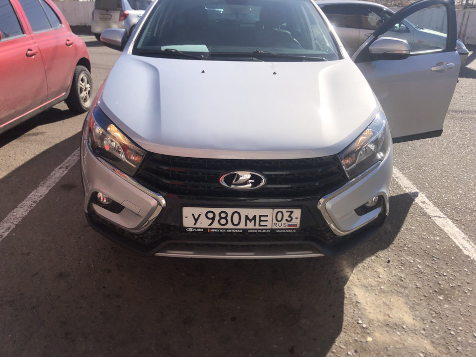 Замена Лампочки — Lada Vesta SW Cross (1G), 1,8 л, 2018 года ...