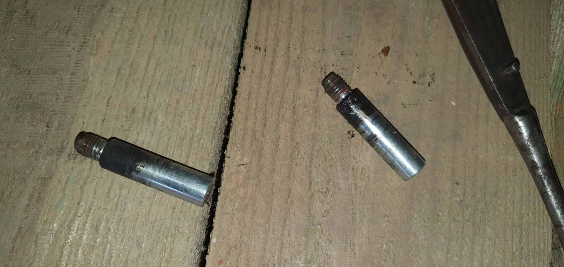 Сильно греется левый передний тормозной диск. — Volkswagen Golf Plus, 1 ...