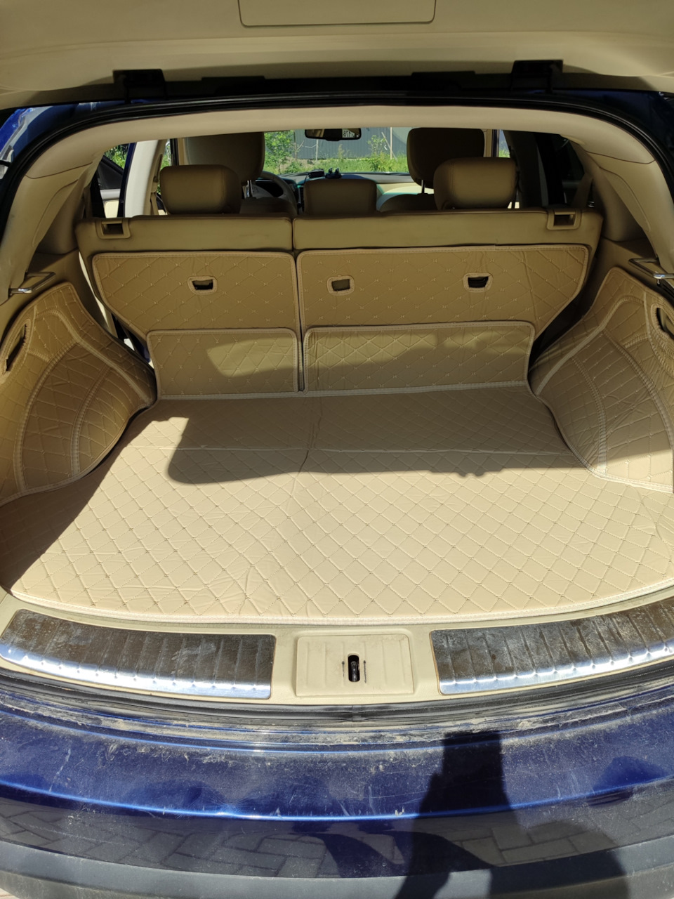 Фото в бортжурнале Infiniti QX70