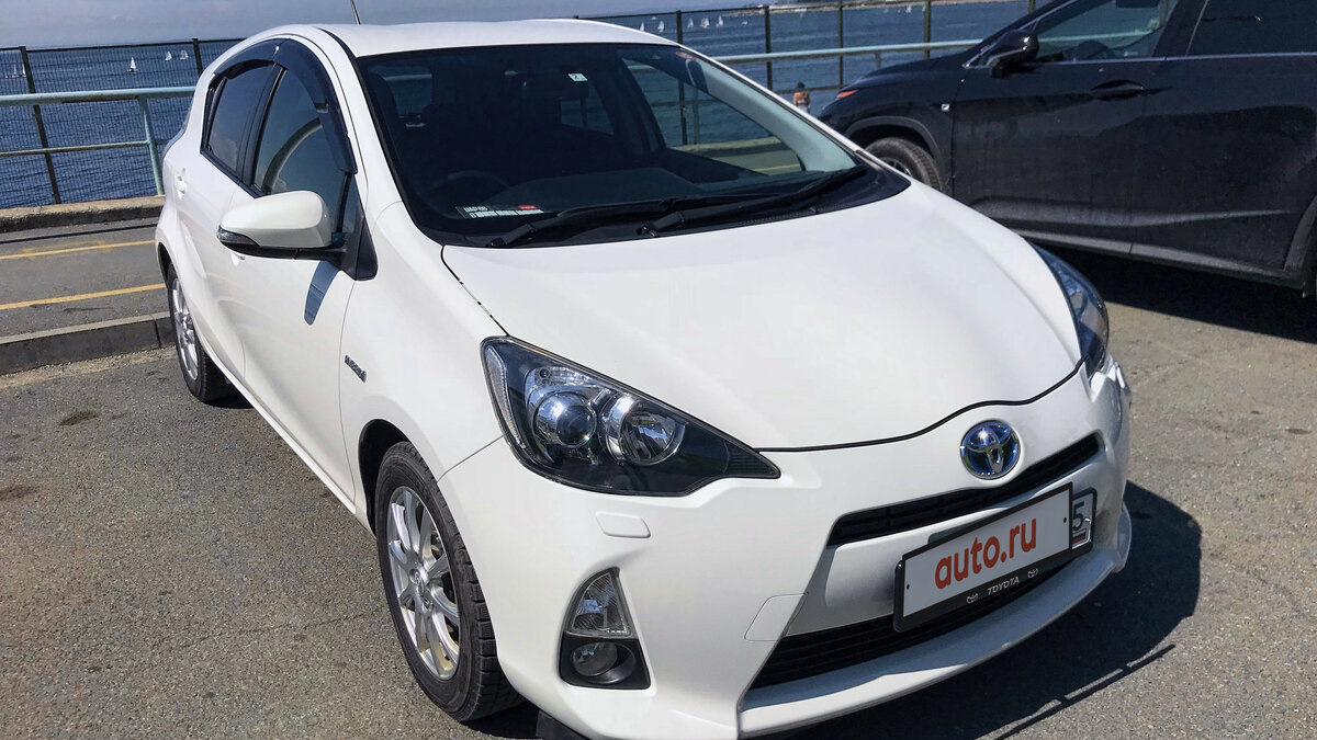 Toyota Aqua 1.5 гибридный 2012 | на DRIVE2