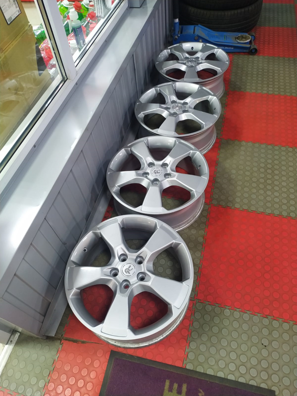 Реплей что это значит. zXS SzIyBVSaPXYqsRmAEkL79jI 960. Реплей что это значит фото. Реплей что это значит-zXS SzIyBVSaPXYqsRmAEkL79jI 960. картинка Реплей что это значит. картинка zXS SzIyBVSaPXYqsRmAEkL79jI 960. Replay — can refer to:*Replay (sports), a replayed match in between two sport teams to decide in case of tie or conflict resulting from scoring, officiating, fouling or other factors *Instant replay, in motion pictures and television, a showing again of… … Wikipedia Реплей что это значит. zXS SzIyBVSaPXYqsRmAEkL79jI 960. Реплей что это значит фото. Реплей что это значит-zXS SzIyBVSaPXYqsRmAEkL79jI 960. картинка Реплей что это значит. картинка zXS SzIyBVSaPXYqsRmAEkL79jI 960. Replay — can refer to:*Replay (sports), a replayed match in between two sport teams to decide in case of tie or conflict resulting from scoring, officiating, fouling or other factors *Instant replay, in motion pictures and television, a showing again of… … Wikipedia