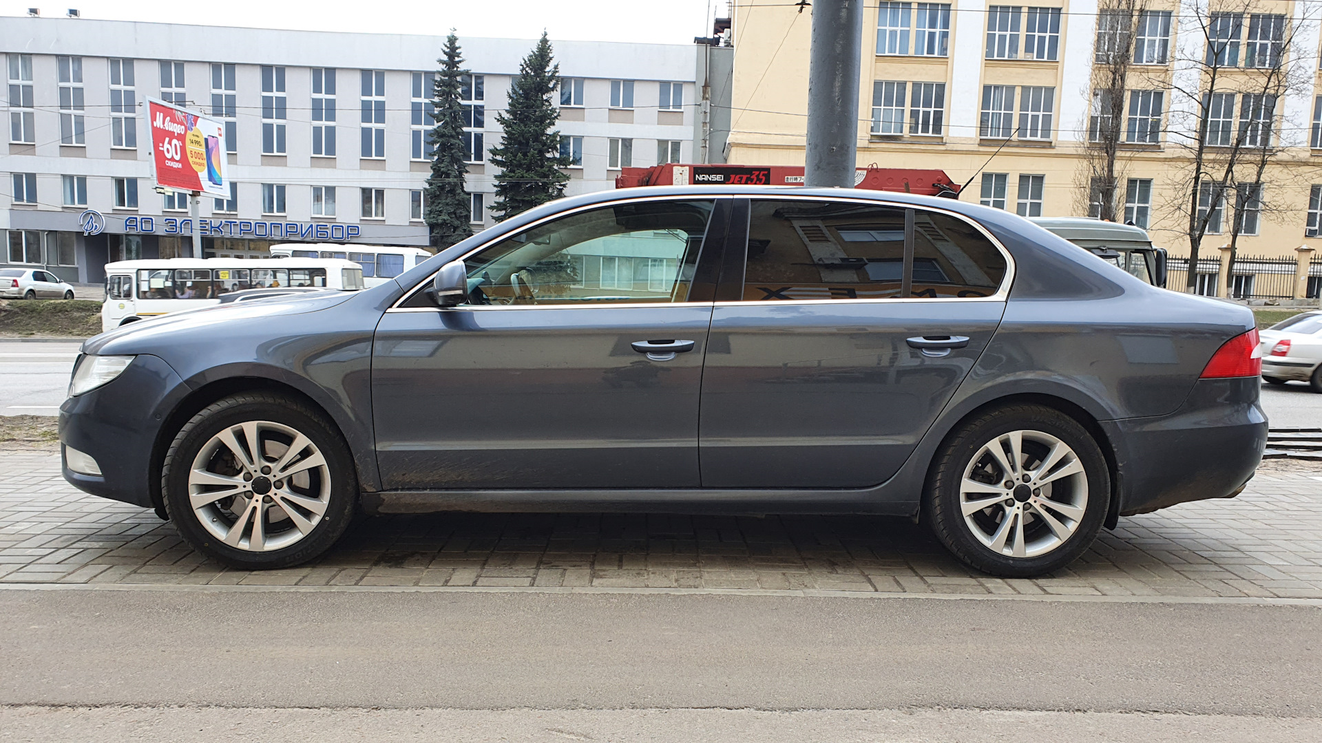 Skoda Superb Mk2 2.0 дизельный 2009 | 2.0 TDI BMP DSG6 st.1 на DRIVE2