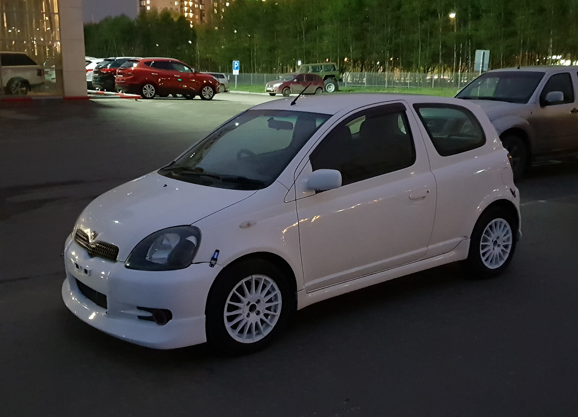 Toyota Vitz 2 RS