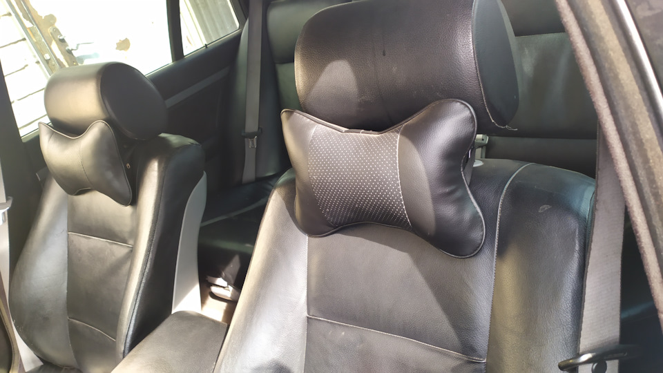 Подушки на подголовник — BMW 5 series Touring (E39), 2 л, 2000 года ...