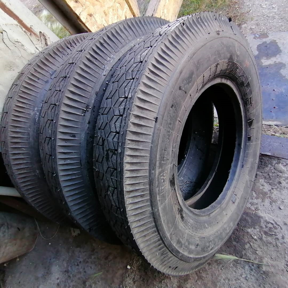 Новые покрышки для ГАЗ 21 — DRIVE2