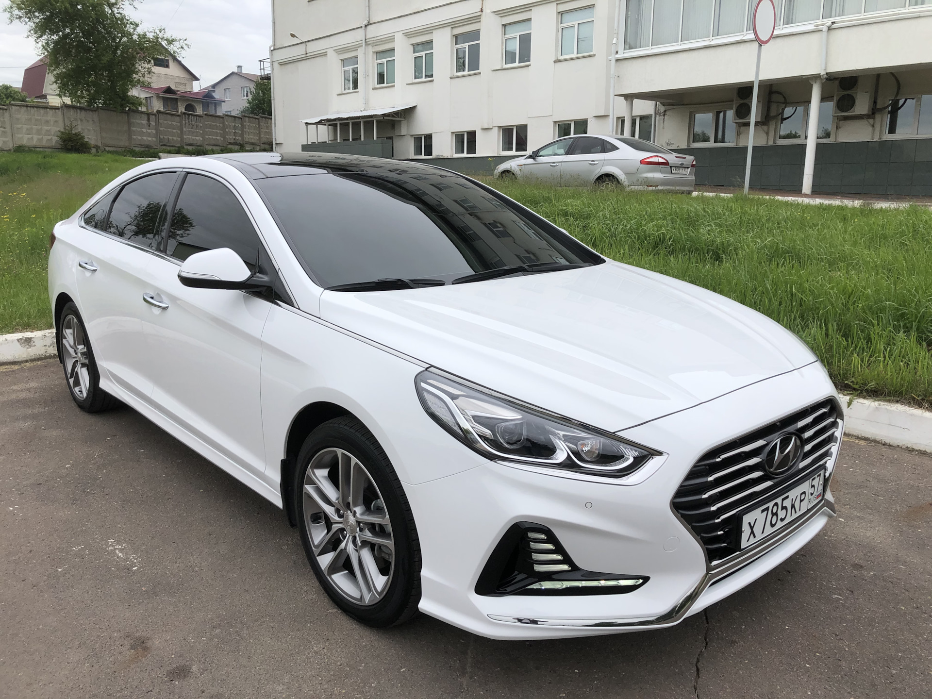 Хундай соната 7. Sonata LF. Соната 7. Хендай за 3000000. Хендай седан за 3000000.