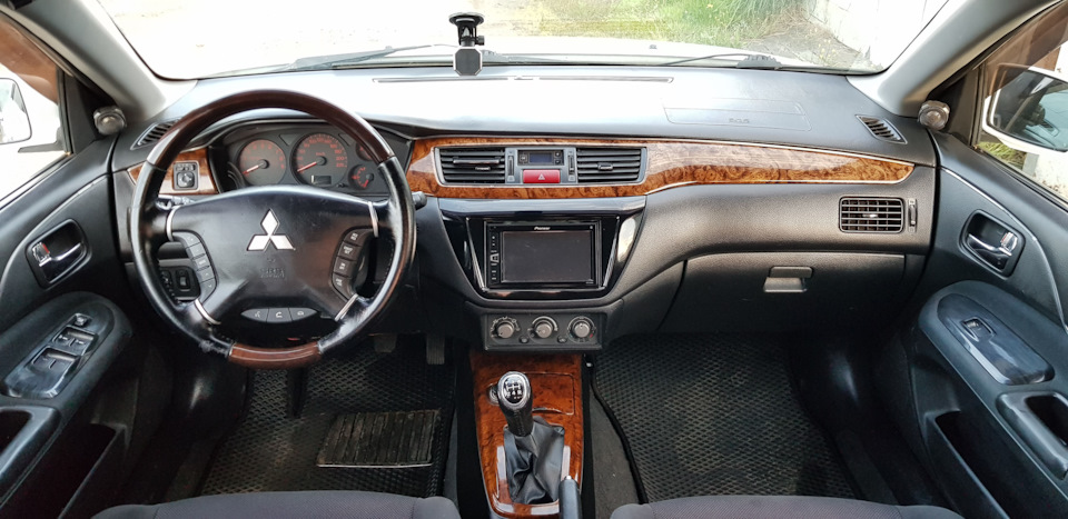 Фото в бортжурнале Mitsubishi Lancer IX