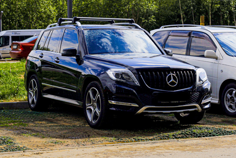 Мерседес Бенц GLK 2012 черный