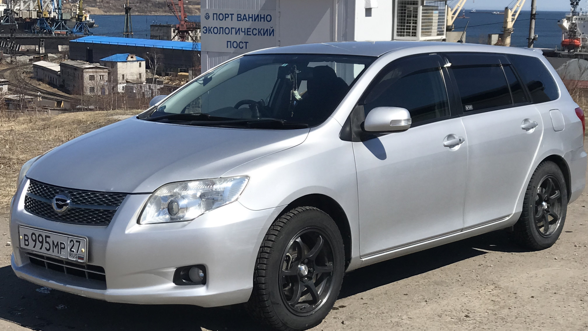 Toyota Corolla Fielder 2016