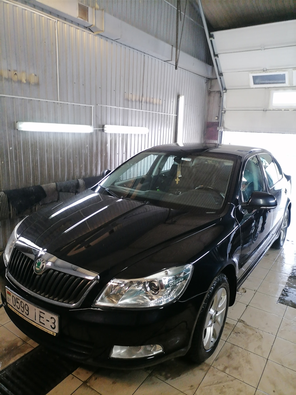 Левая фара Шкода октавия А5 1.8 tsi — Skoda Octavia A5 Mk2, 1,8 л, 2010  года | запчасти | DRIVE2