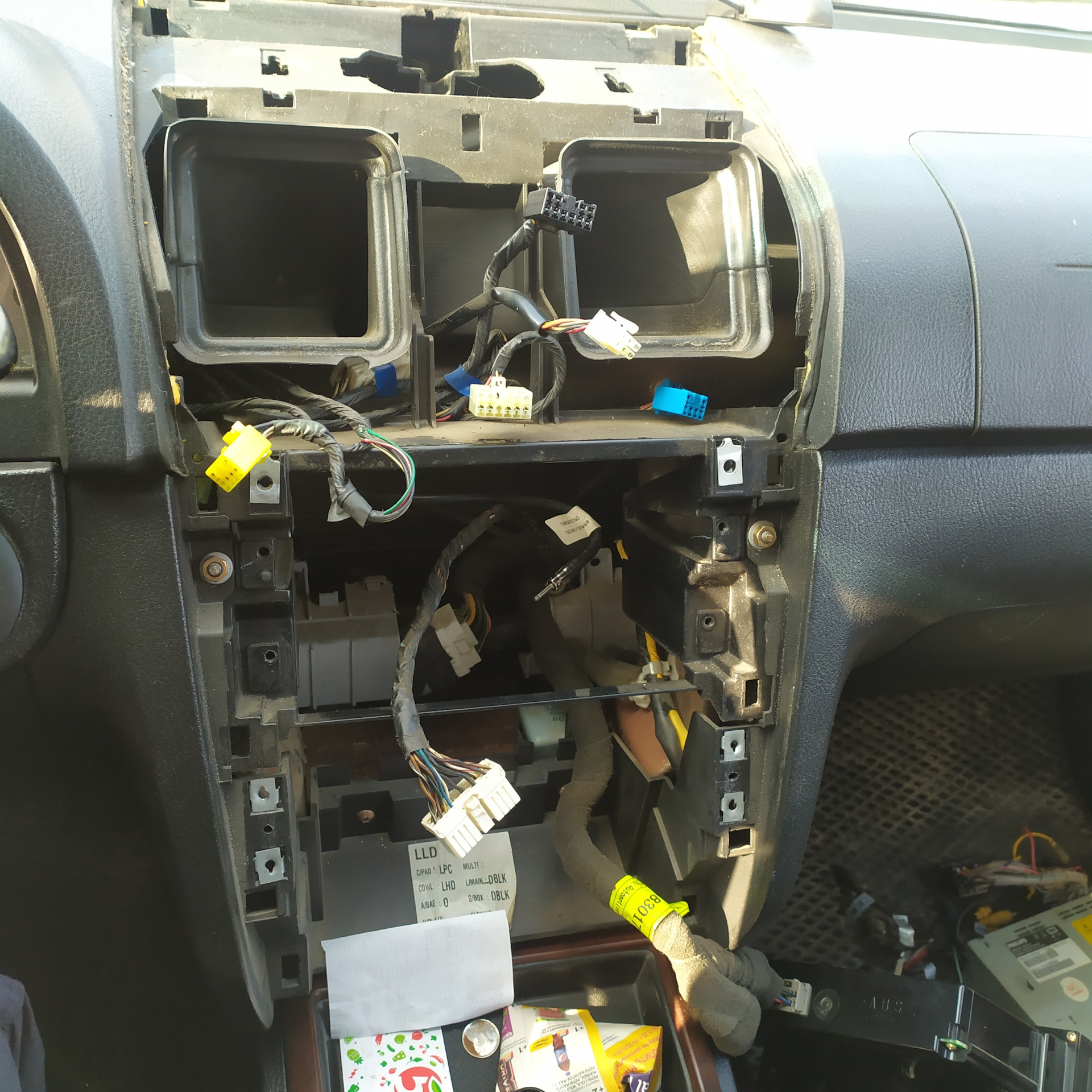 Установка андроида и камеры заднего вида — SsangYong Rexton (1G), 2,3 л ...