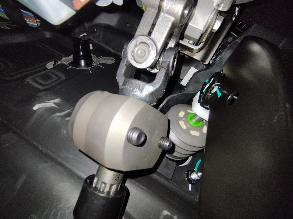 Установка обратного клапана и блокиратора "Перехват" — Geely Atlas Pro ...