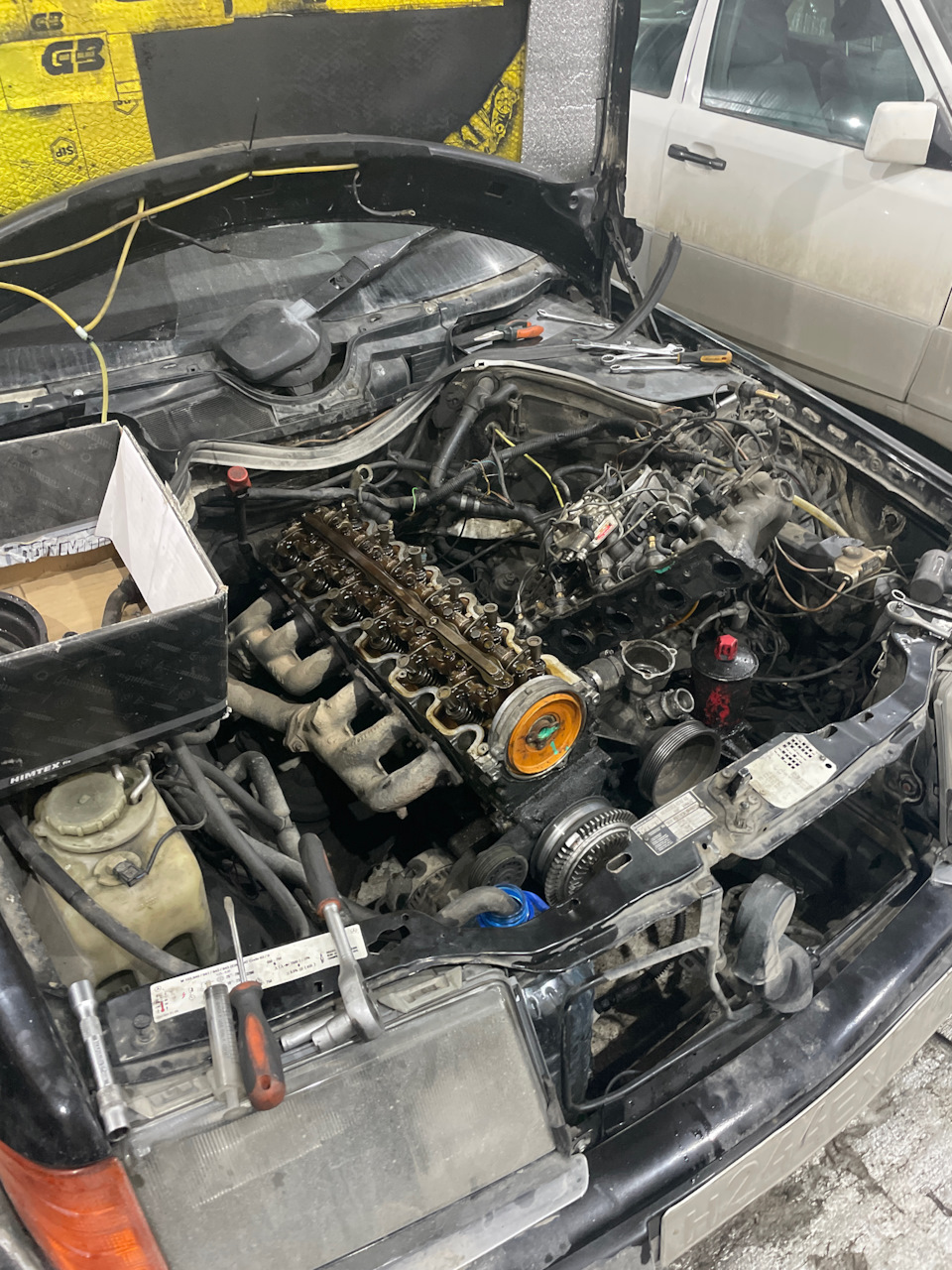 Под капотом. День 1 — Mercedes-Benz E-class (W124), 2,6 л, 1992 года ...