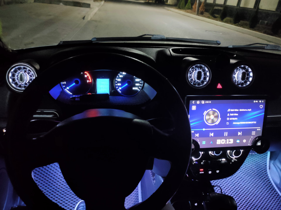 Фото в бортжурнале Lada Granta