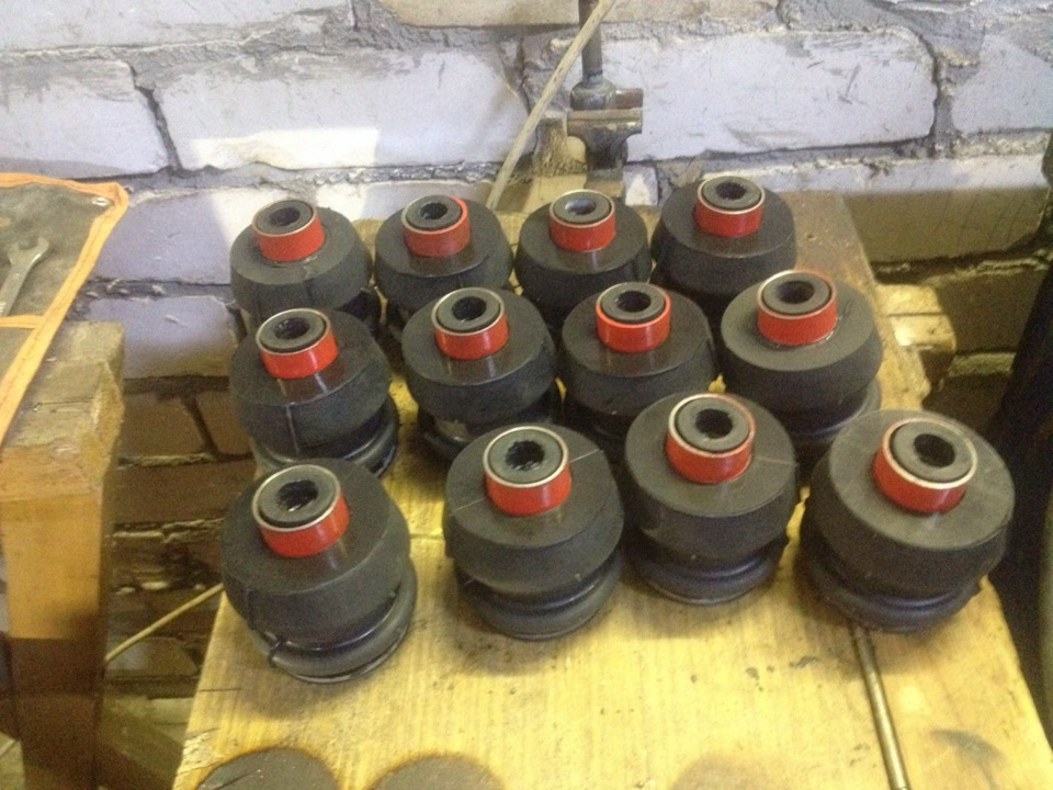 поставил подушки для кузова навара — патфайндер — патруль финик QX-56 ...