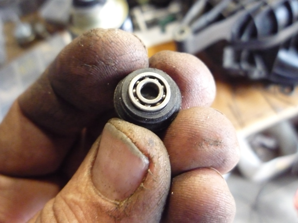 .литл биринг.))). — Ford S-Max (1G)