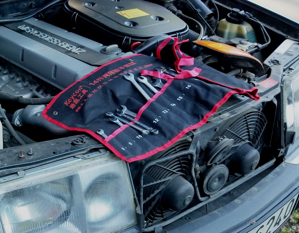 Новогодний подарок от Bosch — Mercedes-Benz E-Class Coupe (C124), 3 л ...