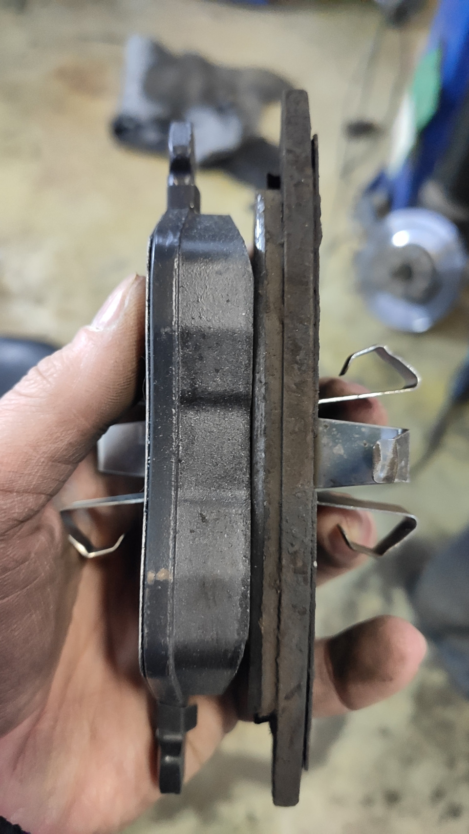 16. Передние тормоза 312 мм. Дребезг топливных трубок — Skoda Octavia ...