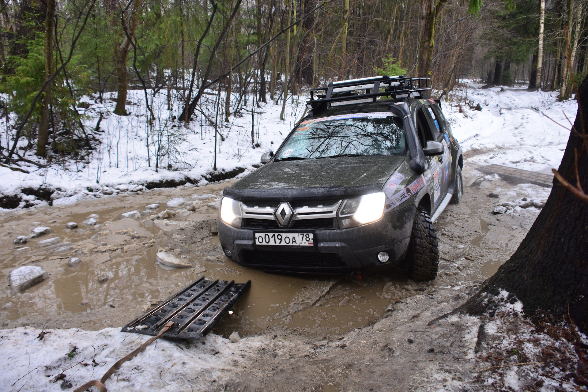 Поставь бездорожье. Renault Duster 2 Offroad. Рено Дастер по бездорожью. Рено Дастер оффроуд. Рено Дастер 2 бездорожье.