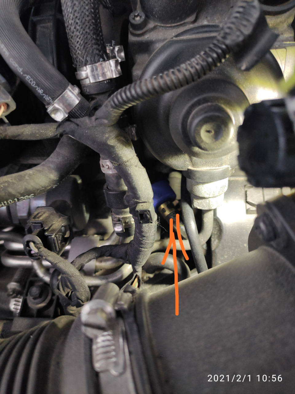 Замена клапана вакуумного насоса тормозов. — DRIVE2