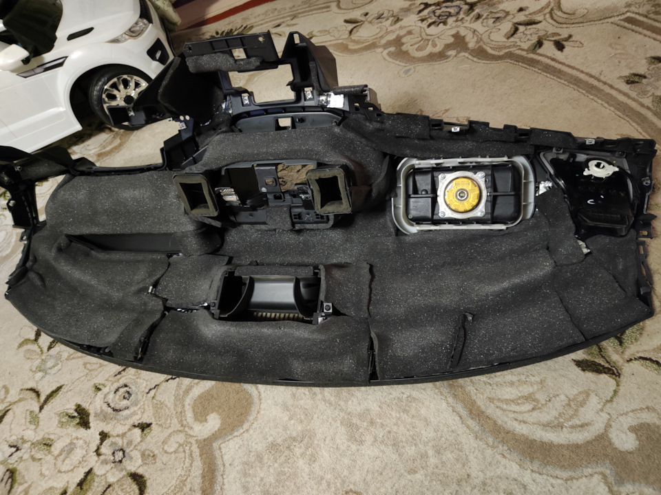 StP Бипласт 10 К — Lada Vesta (1G)