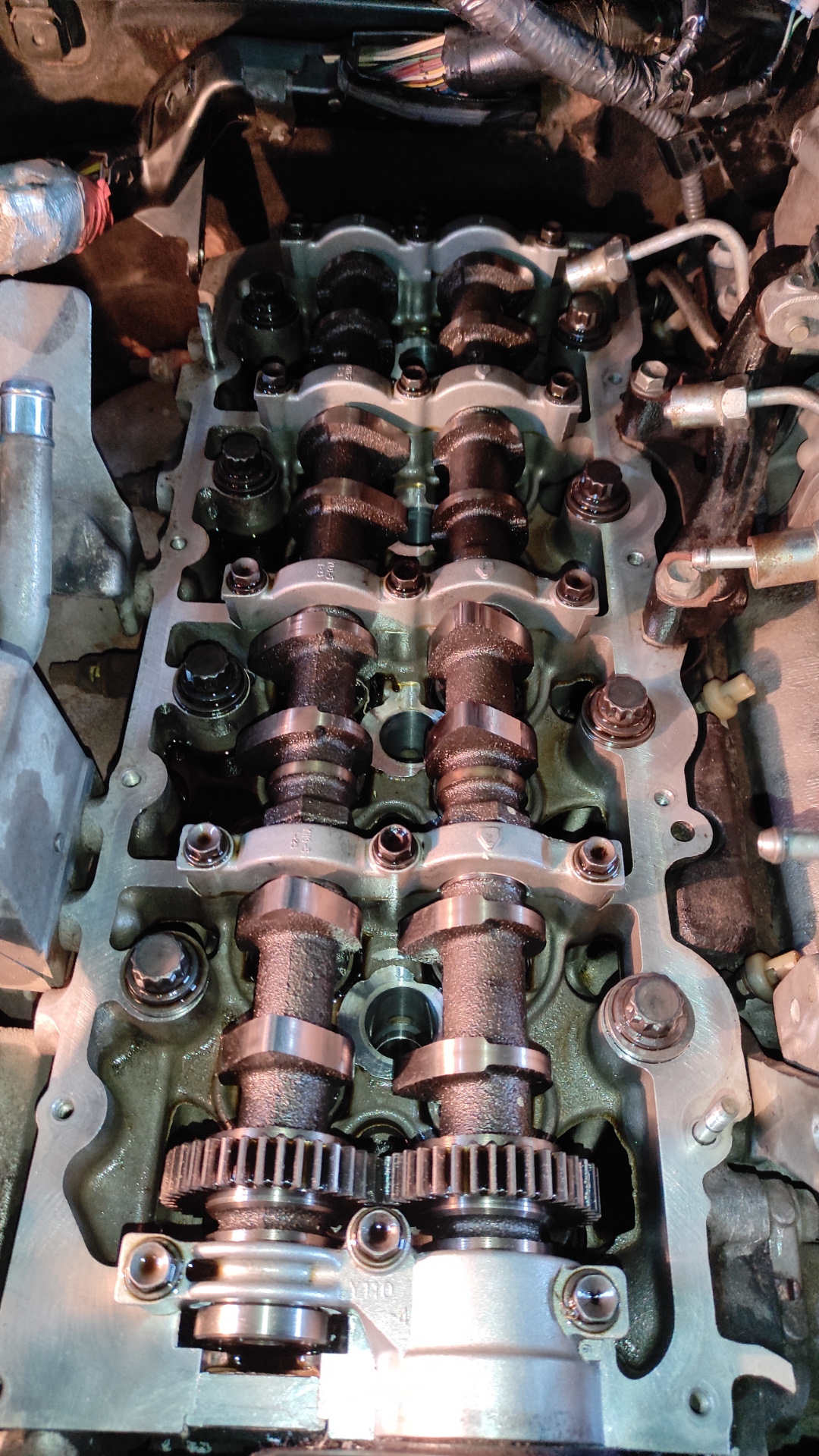 Прокладка клапанной крышки и форсунки — Toyota Land Cruiser Prado 150 ...