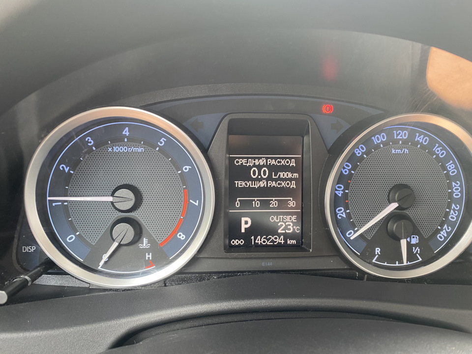 Комбинация приборов — Toyota Auris (2G), 1,6 л, 2014 года | тюнинг | DRIVE2