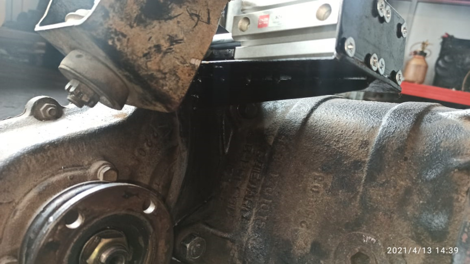 Пневмоуправление раздатки УАЗ Буханка — УАЗ 2206, 2,9 л, 2009 года ...