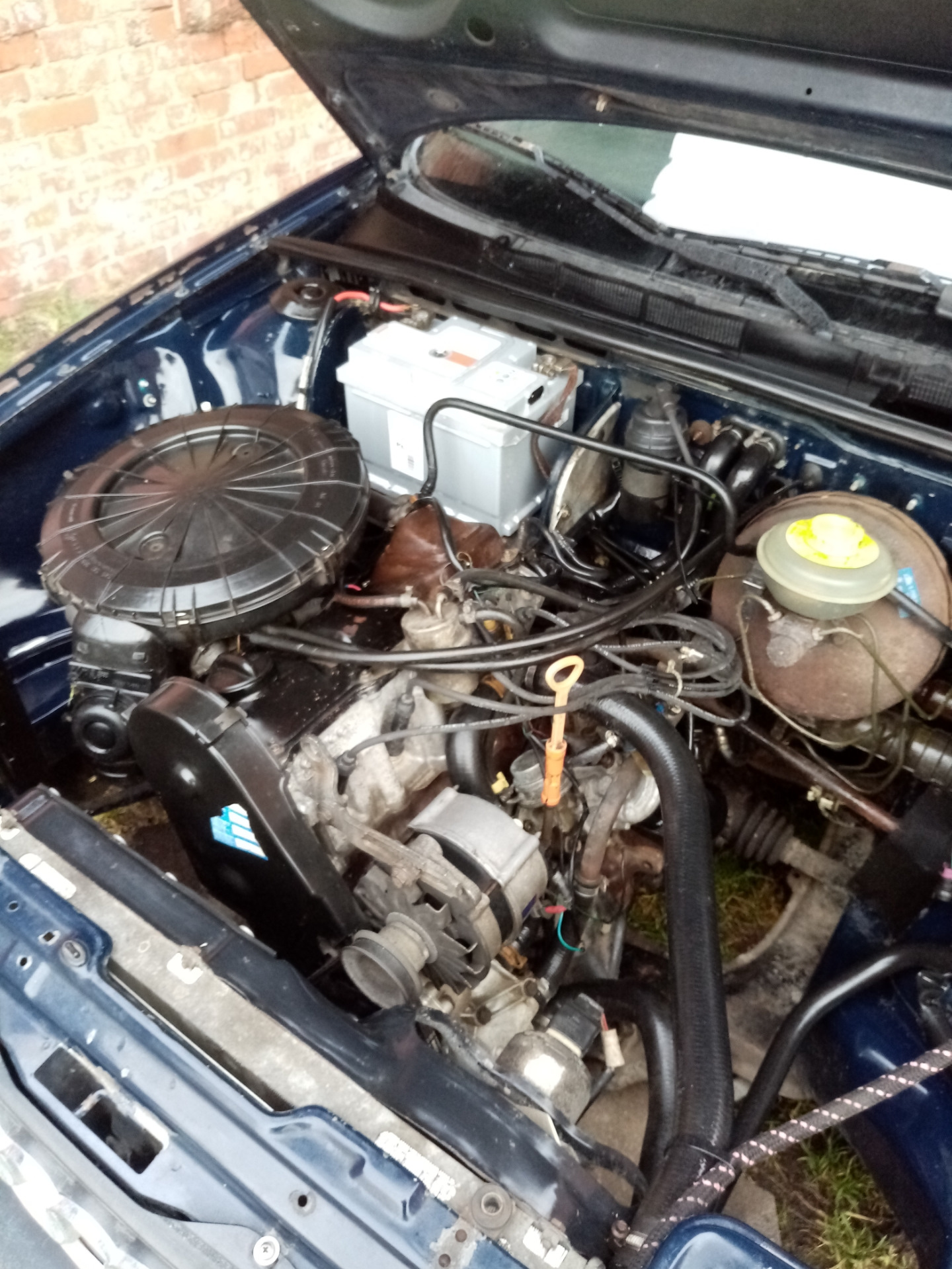 Б 80 под. Подкапотка ауди 80 2. Капот ауди 80 б3. Подкапотка audi 80 b3. Б 80 под.