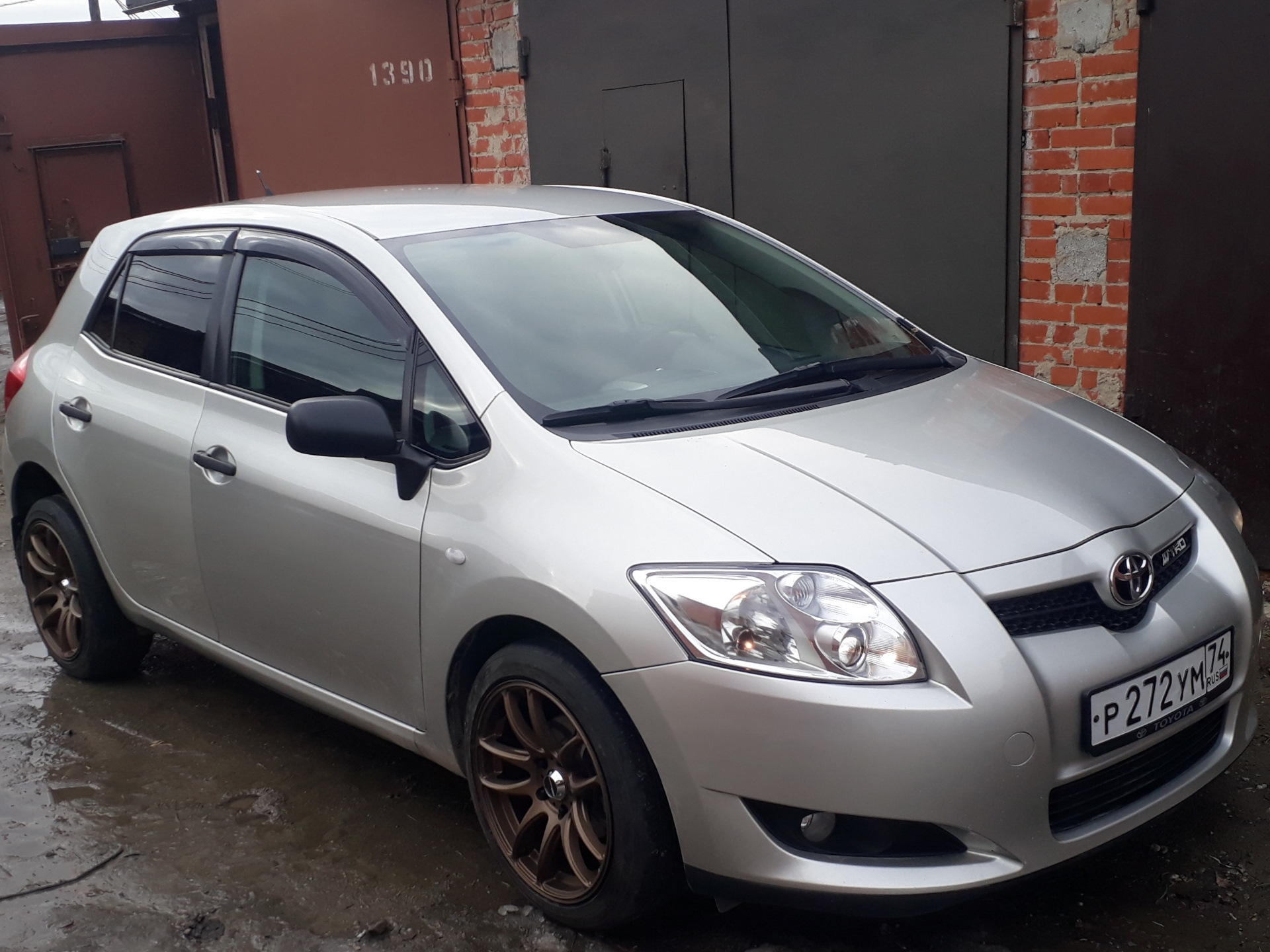 Toyota Auris 1 диски