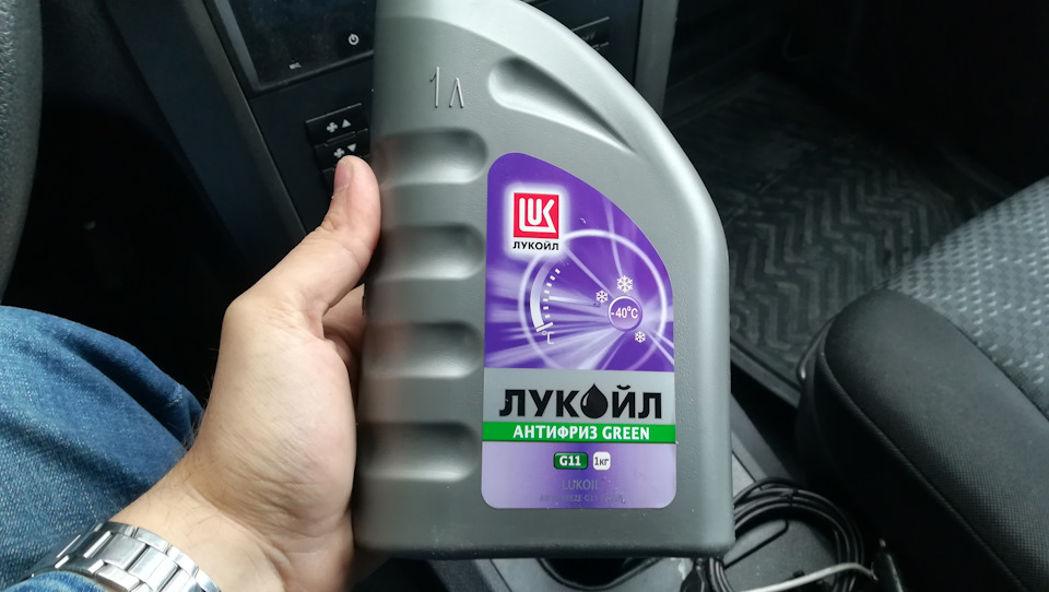 32. Чехлы подлокотников — Nissan Qashqai (2G), 1,6 л, 2018 года ...