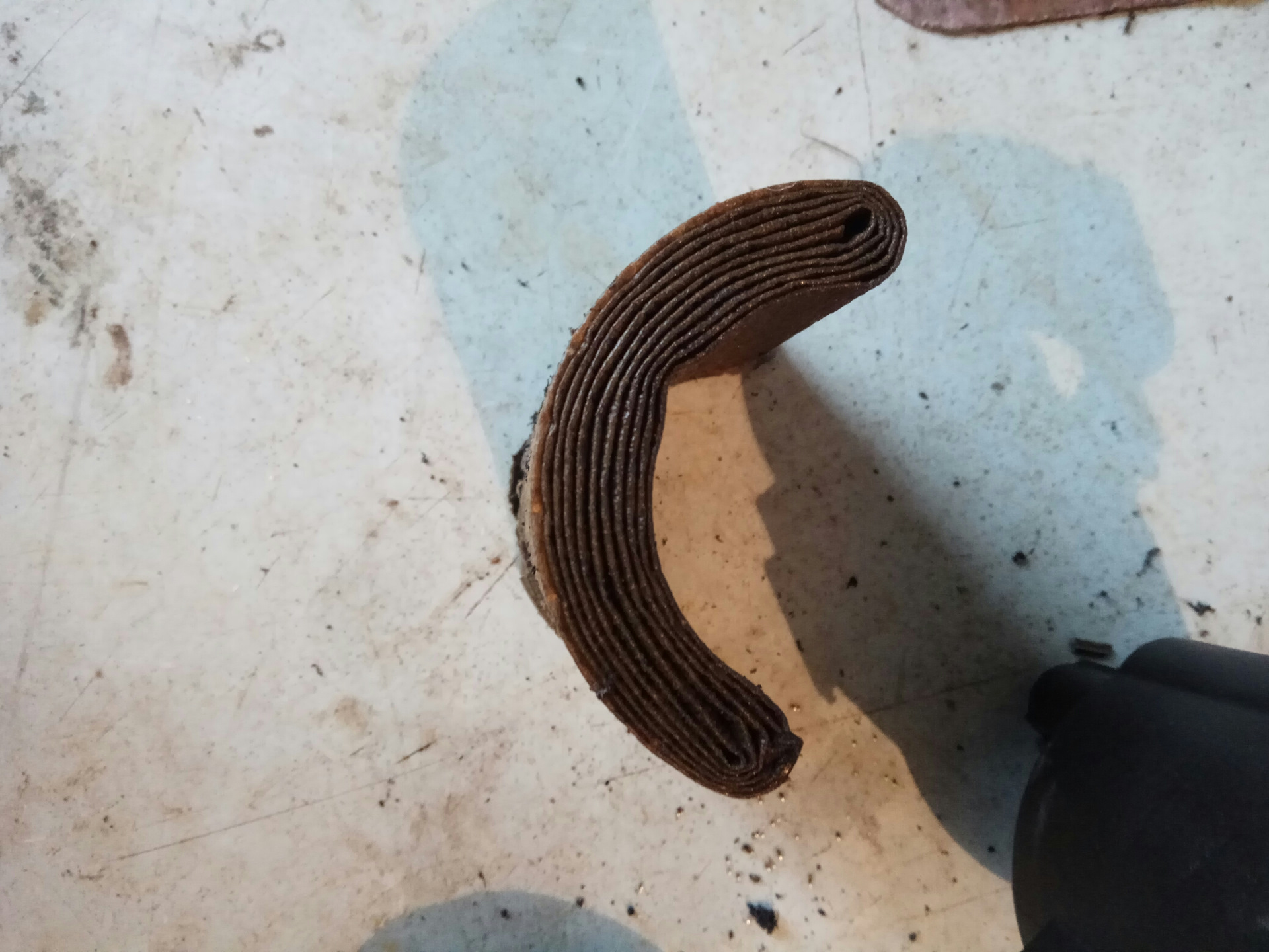 Замена топливного фильтра — Hyundai Getz, 1,4 л, 2010 года | своими ...