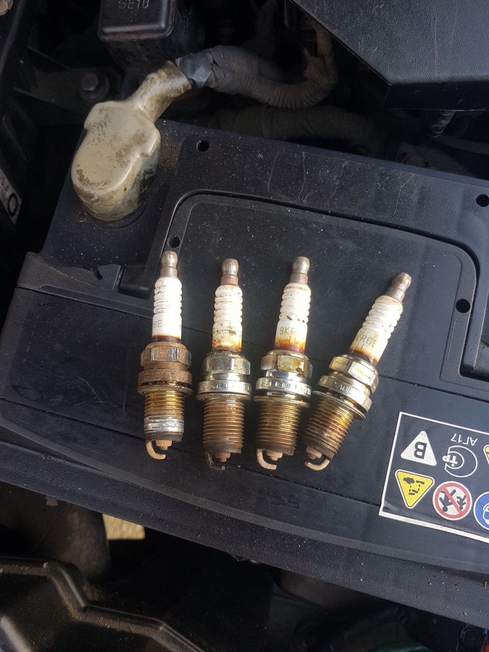 Замена свечей, датчика ож мазда 626 ge — Mazda 626 IV (GE), 2 л, 1993 ...