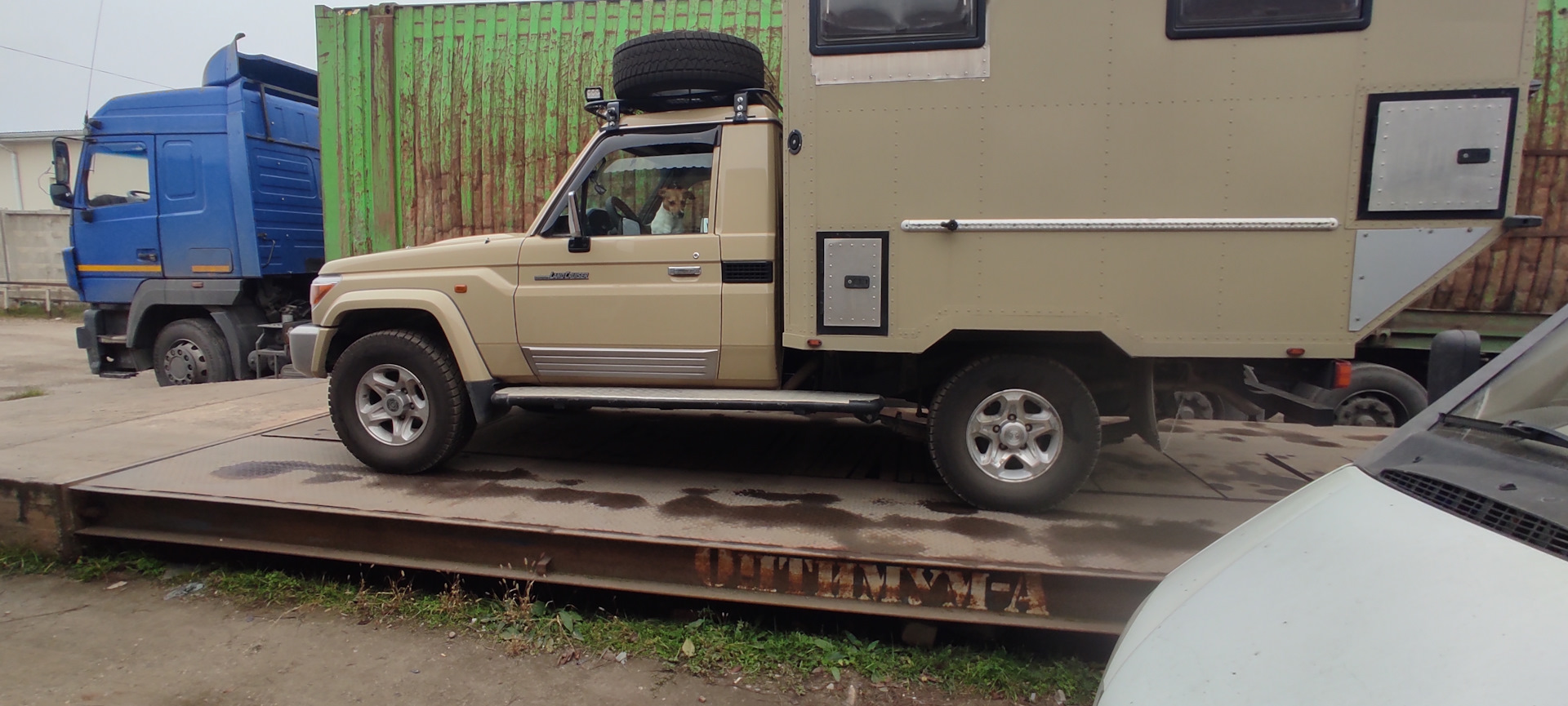 Автодом на базе Toyota Land Cruiser 79 или Truck Camper — DRIVE2