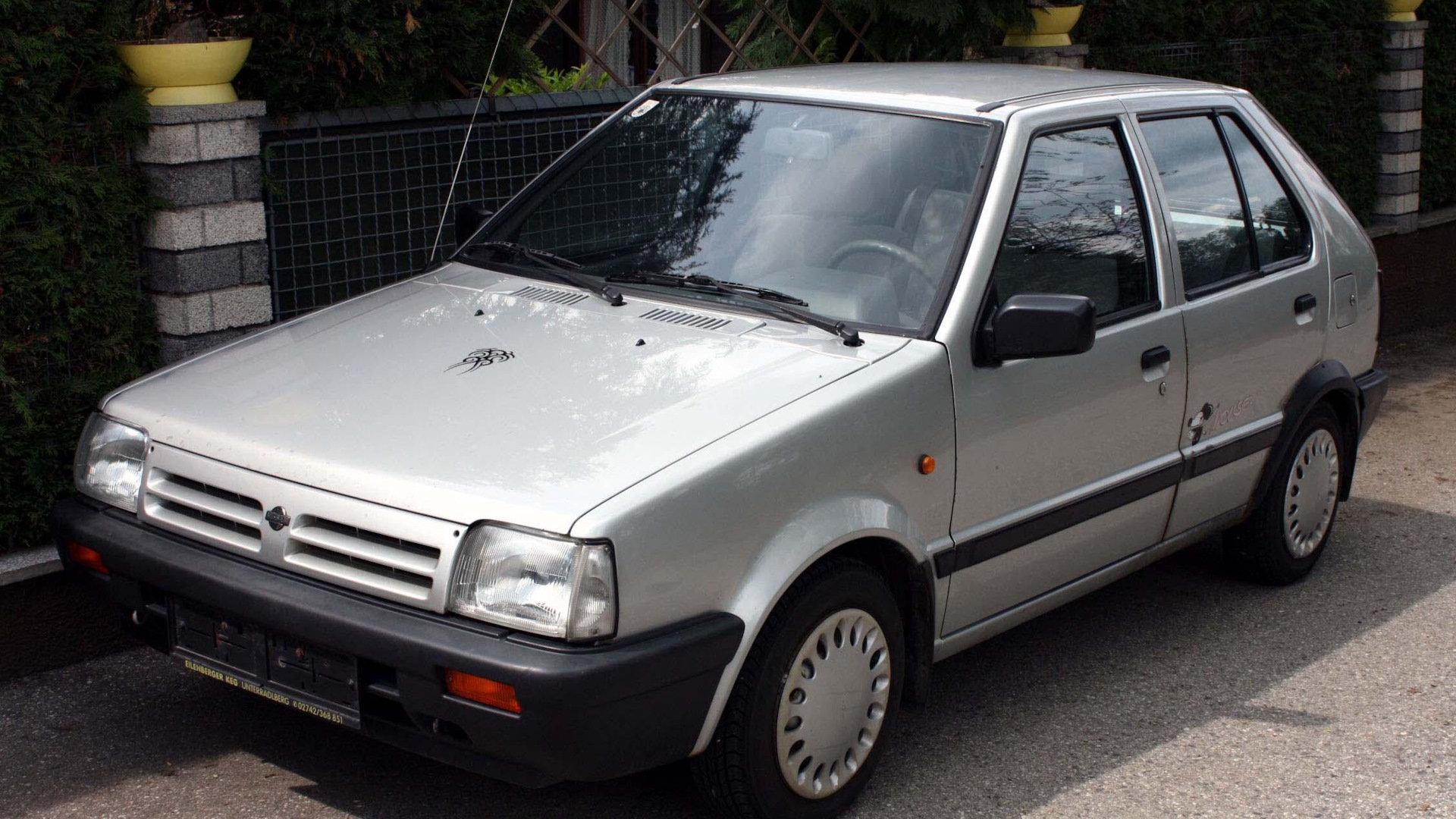 Nissan March 10