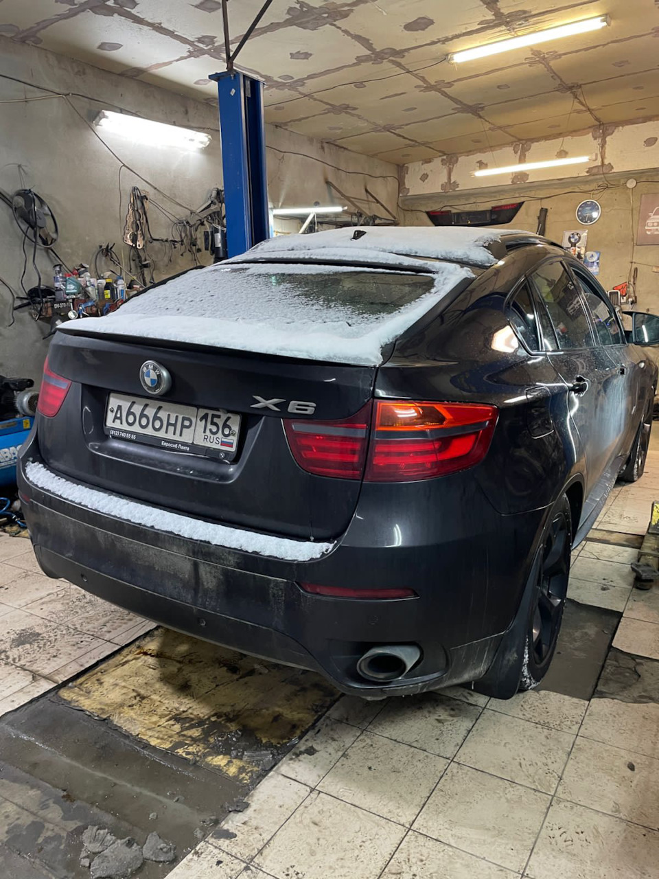 Упала шляпа или замена пневмобаллона — BMW X6 (E71/E72), 3 л, 2009 года |  визит на сервис | DRIVE2