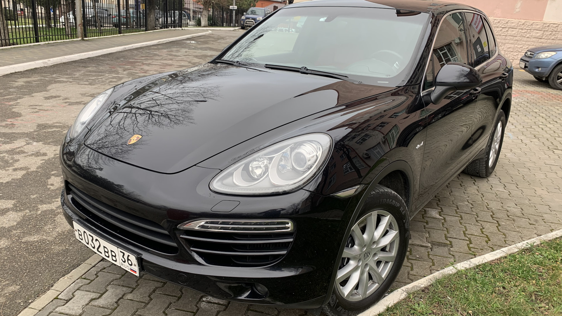 Porsche Cayenne (2G) 958 3.0 дизельный 2013 | Беззубик кайенский чёрны на  DRIVE2